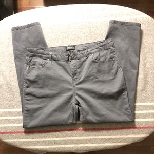 Buffalo Daily Mid Rise Stretch Skinny Ankle Grazer Light Wash Jeans